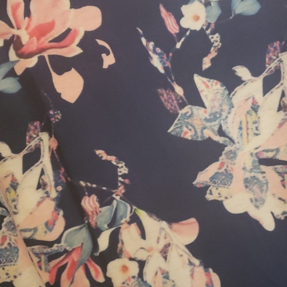 Tank Top - Picture 4 of 4